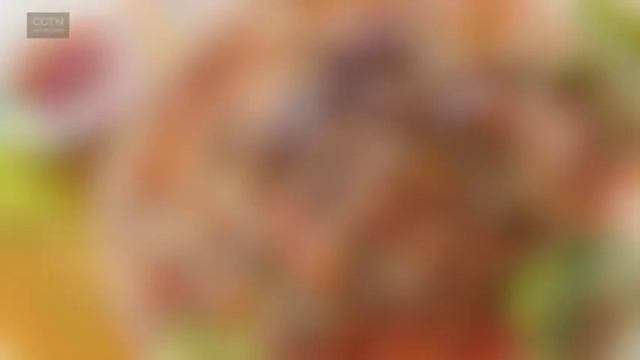 Блюдо по-гуандунски(кантонски) - это традиционная кухня Сянгана[Age0+]