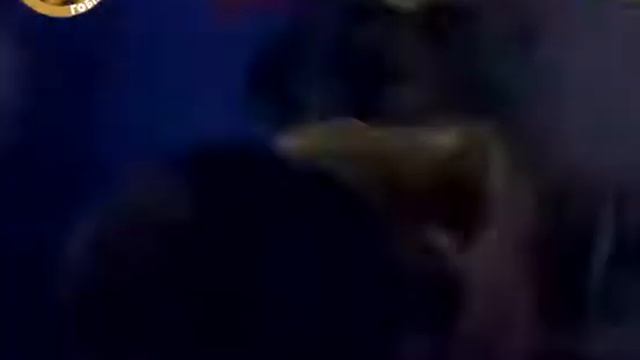 Мальчик нюхает клей смотреть онлайн