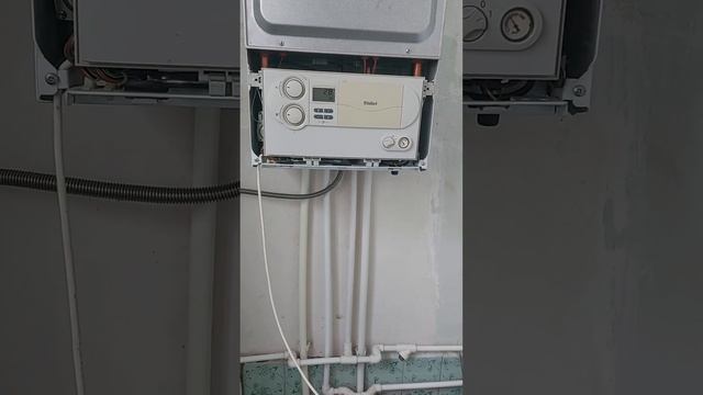 Обзор (и ремонт) газового котла Vaillant turbo TEC plus VUW INT 322/3-5 смотреть онлайн
