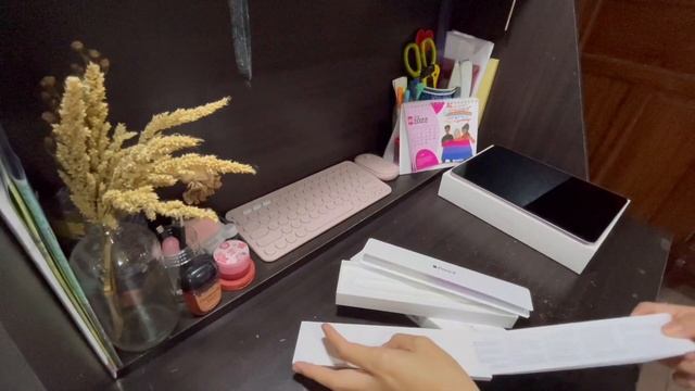 ipad air 5 (pink) unboxing ? + apple pencil & accessories смотреть онлайн