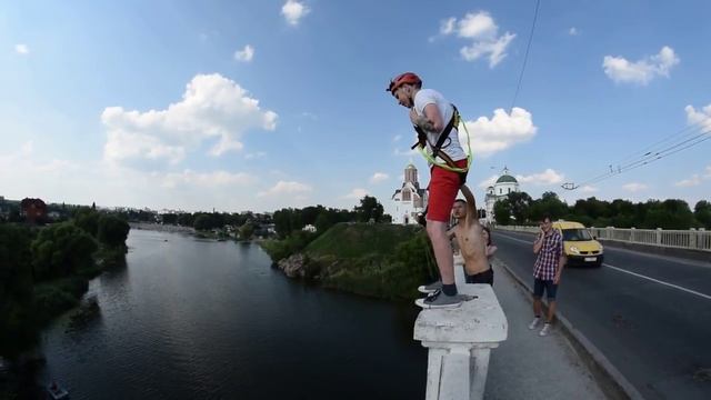 Прыжок с моста Белая Церковь -первый раз смотреть онлайн