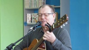 «две женщины мне голову морочат». бардовская классика