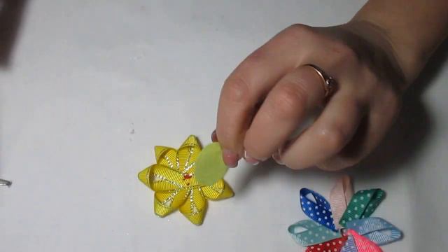 МК. Бантики - крошки за 5 минут (Солнышко)/ Bows - crumbs in 5 minutes (Sunny) смотреть онлайн