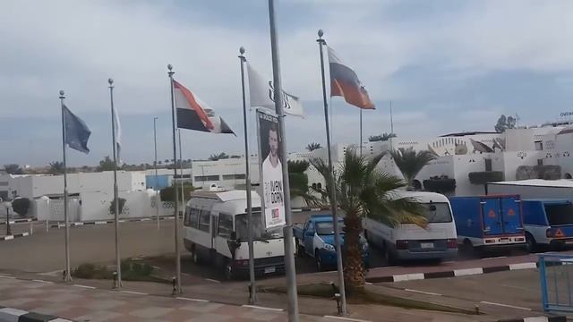 Полезная для туристов автобусная экскурсия по городу Шарм-Эль-Шейх смотреть онлайн