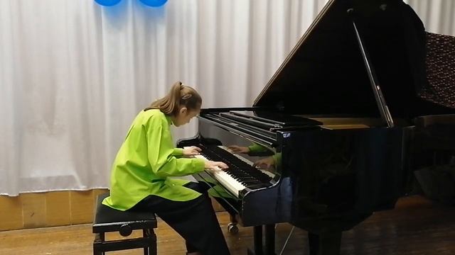 Е. Глебов. "Первый вальс" смотреть онлайн