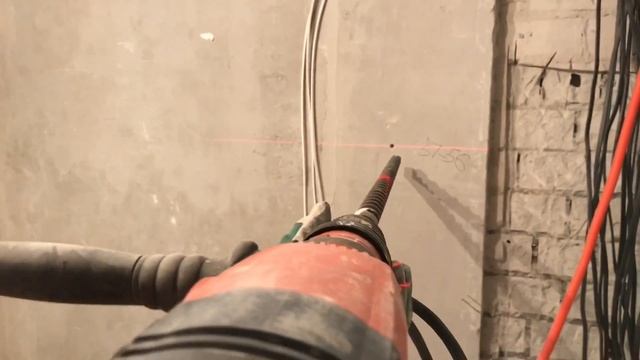 Сверление отверстий в стене с hilti px 10 r. Аренда инструмента Череповец смотреть онлайн