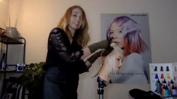 Tech Romance | Stellar Pastel Look&Learn with Zoey Olechnowicz