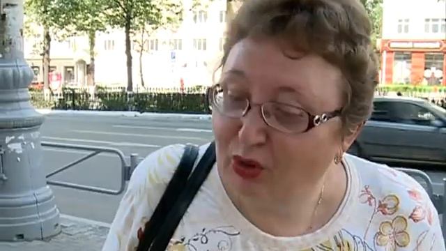 СТРИТ-ТОК. Какие иностранные слова вы используете в речи? смотреть онлайн