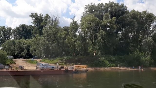 Паром на Реке Уфимка и группа " Свидание". смотреть онлайн