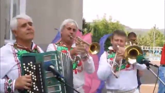 Я ХОЧУ, ЧТОБЫ ПЕСНИ ЗВУЧАЛИ... смотреть онлайн