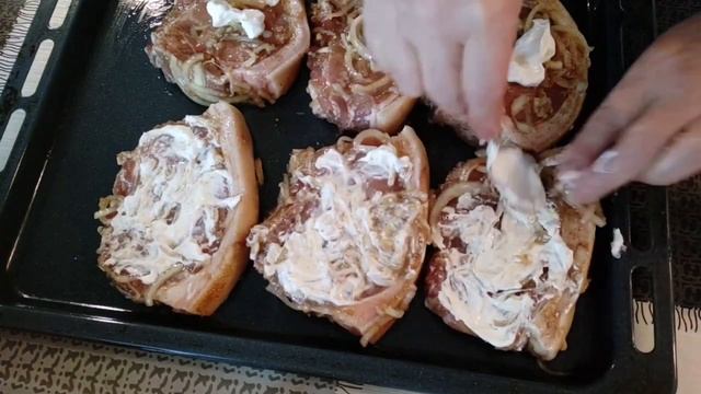 Отбивные запечённые (корейка) смотреть онлайн