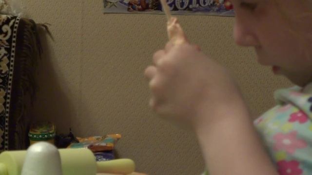 Мастер-класс "кукла из пластилина" от Сони часть 1 смотреть онлайн