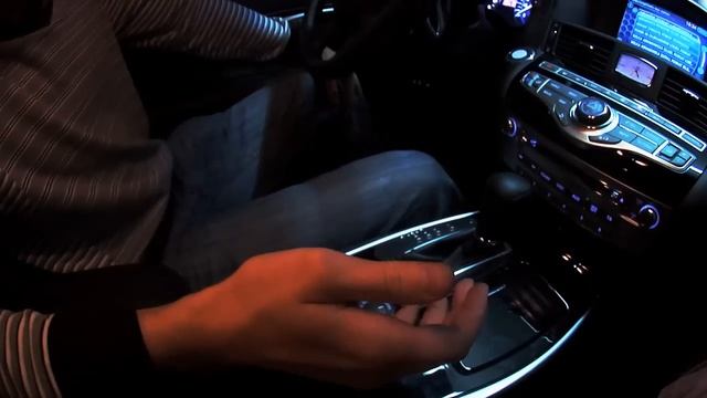 Infiniti M - Wyposażenie i gadżety смотреть онлайн