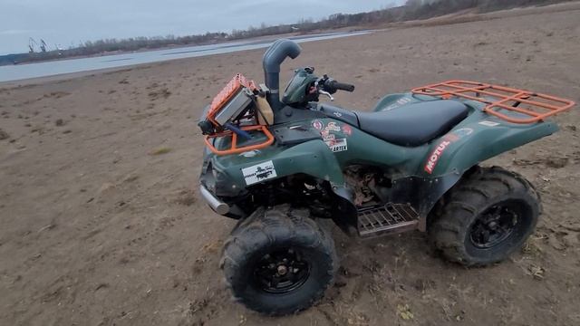 Год ремонта мотора и снова в бой Kawasaki KVF 750. смотреть онлайн