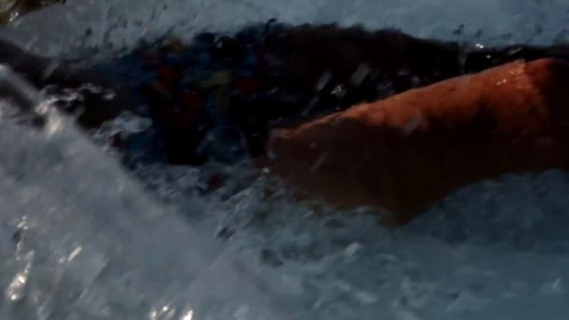 Fun Water Slides - Pool Play - Family Holidays смотреть онлайн