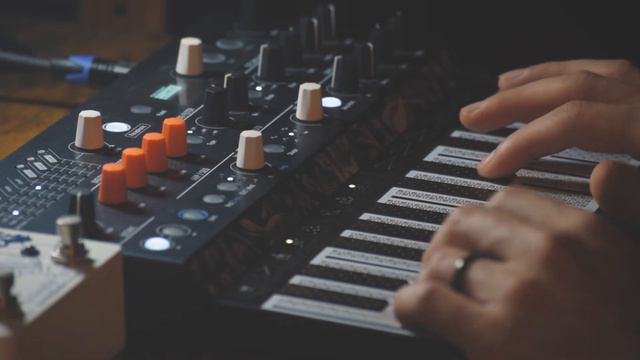 Microfreak Arturia / microcosm hologram electronics / model: samples Elektron/op1 ambient jam смотреть онлайн