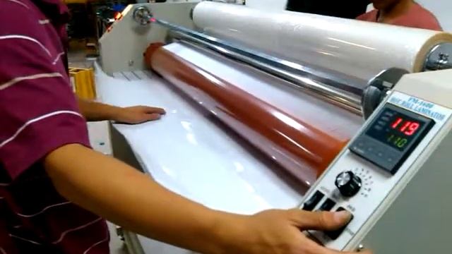 BFT-1300RSZ / BFT-1600RSZ Wide Full Auto Laminator Bronko