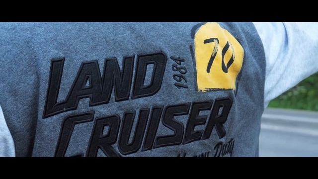 УАЗ Патриот с автоматом: побег в реальность смотреть онлайн