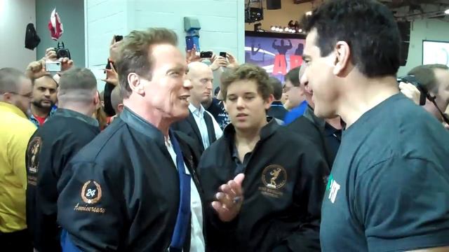 Arnold Schwarzenegger And Lou Ferrigno At Arnold Classic Expo 2012