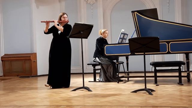 И.Маттезон. Соната №5 для флейты и basso continuo соль мажор - Екатерина Дрязжина и Дарья Борковска смотреть онлайн