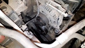 Toyota Corolla. Замена помпы своими руками.