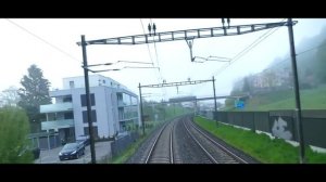 Восхитительная природа и поездка на поезде с видом из кабины машиниста Швейцарии