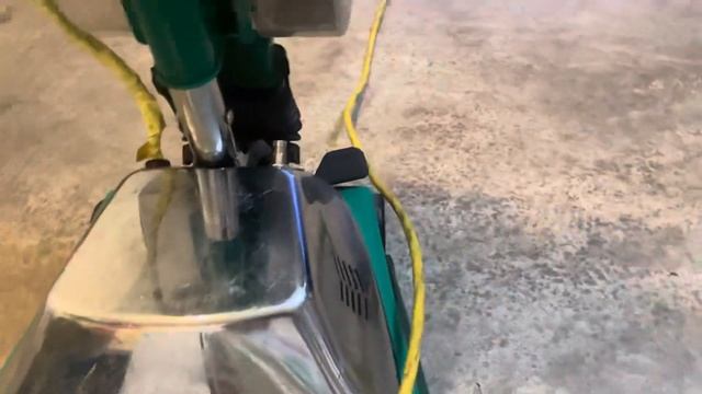 Bissell Big Green Commercial BG101DC Review смотреть онлайн
