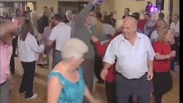 Curtis Magee - Dance the night away смотреть онлайн