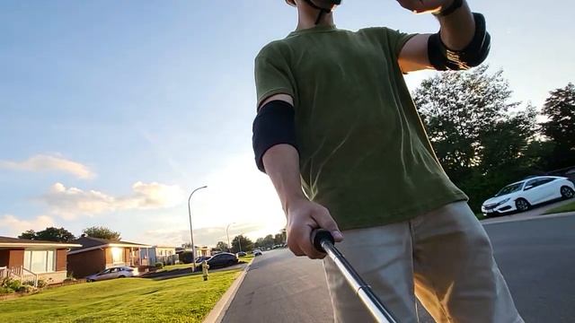 В Канаде на INMOTION V12 HT смотреть онлайн