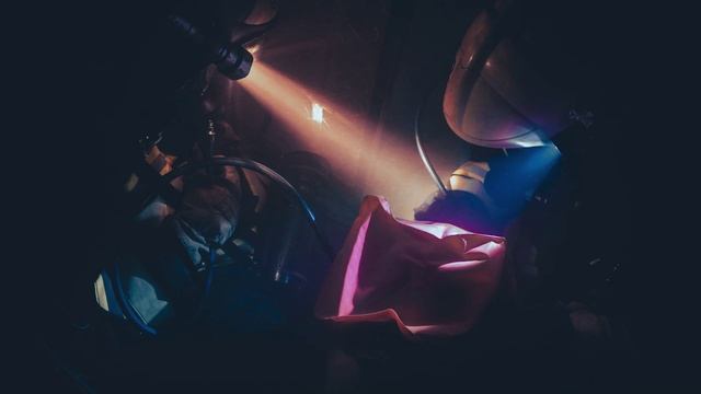 Пожарный – одна из сложных и опасных профессий смотреть онлайн