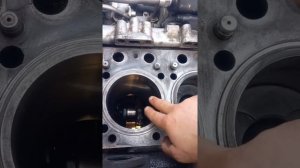 устанавливаю гильзу на герметик