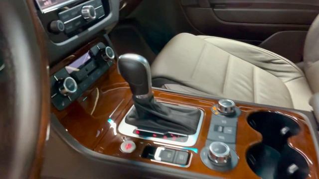 VW TOUAREG 3.6 бензин 2014 год. смотреть онлайн