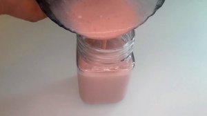 Клубничный йогурт домашний, с шоколадом.