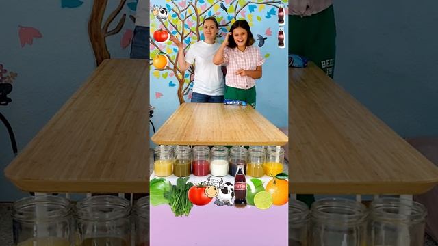 OREO vs. DRINKS Challenge by Family Booms смотреть онлайн