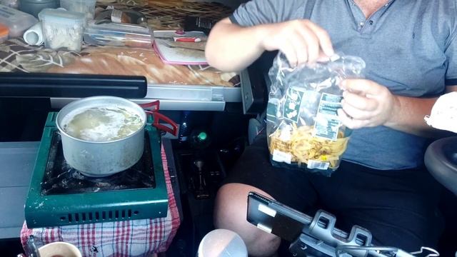 Дальнобой и правильное питание. Часть 8. Бульон с лапшой, заготовка на несколько дней. Анекдот.