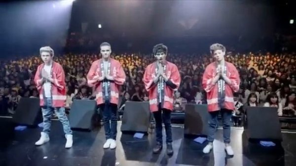 One Direction - One Way Or Another (Teenage Kicks) - video official