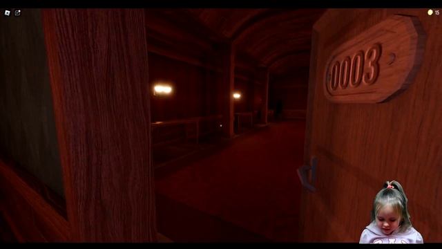 Алиса с папой пытаются открыть все двери в DOORS roblox смотреть онлайн