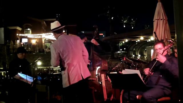 Sing Sing Sing played by the Blackwood Jazz Combo смотреть онлайн