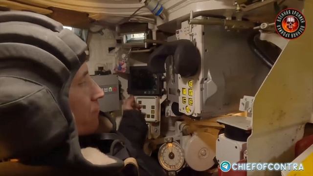 Российские танкисты из экипажа танка Т-90М «Прорыв» сняли видео о своей боевой работе в зоне СВО смотреть онлайн