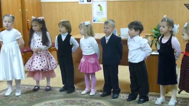 Студия "Маленький музыкант". Песня "Дождик" смотреть онлайн