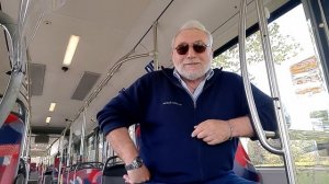 Седой Бродяга из Германии на работе. Busfahrer.
