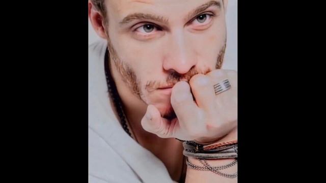 Shock... Hande Erçel e Kerem Bürsin sono di nuovo insieme смотреть онлайн