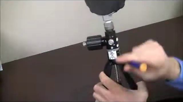 Martel Electronics MECP500 Pneumatic Hand Pump смотреть онлайн