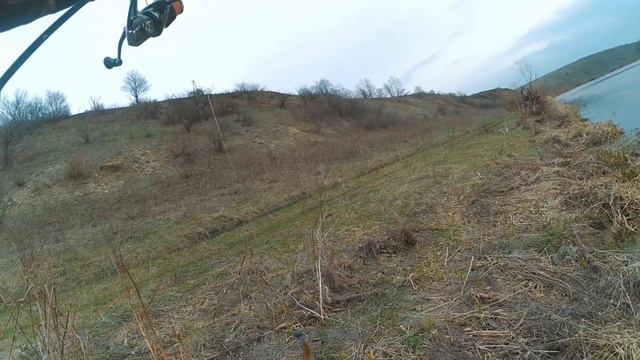 Микроджиг весной в конце марта | Ловим окуня на реке смотреть онлайн