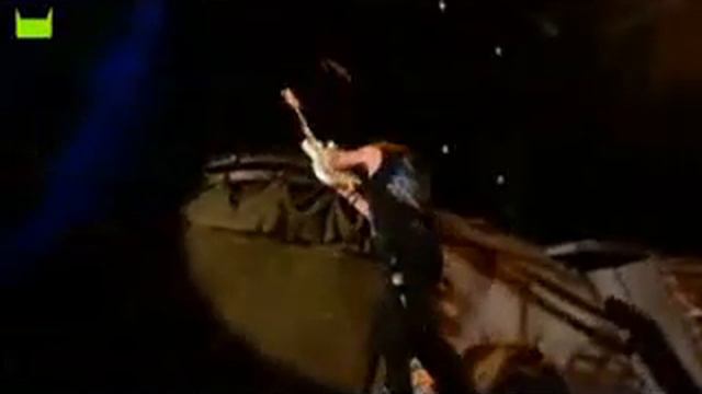 Dave Murray breaks Guitar смотреть онлайн