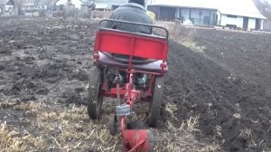 Вспашка мотоблока с адаптером.