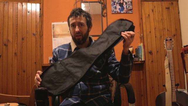 Washburn Rover Travel Guitar Review - GREAT at what it does смотреть онлайн