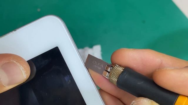 【iPad/Android修理】汚れ接着剤の残りを見ようとしないミス смотреть онлайн