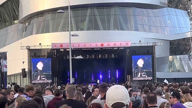 Sido "Bilder im Kopf" Live @ Stuttgart, Konzertsommer, Mercedes-Benz Museum, 10.07.2022 смотреть онлайн