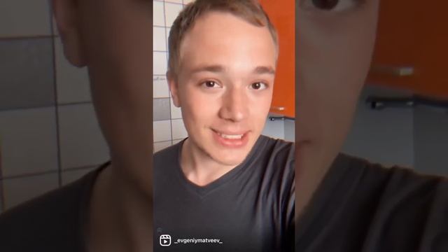 Рис с котлетой #foodtime смотреть онлайн